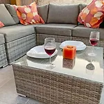 فيلة Casa Jamaco, *